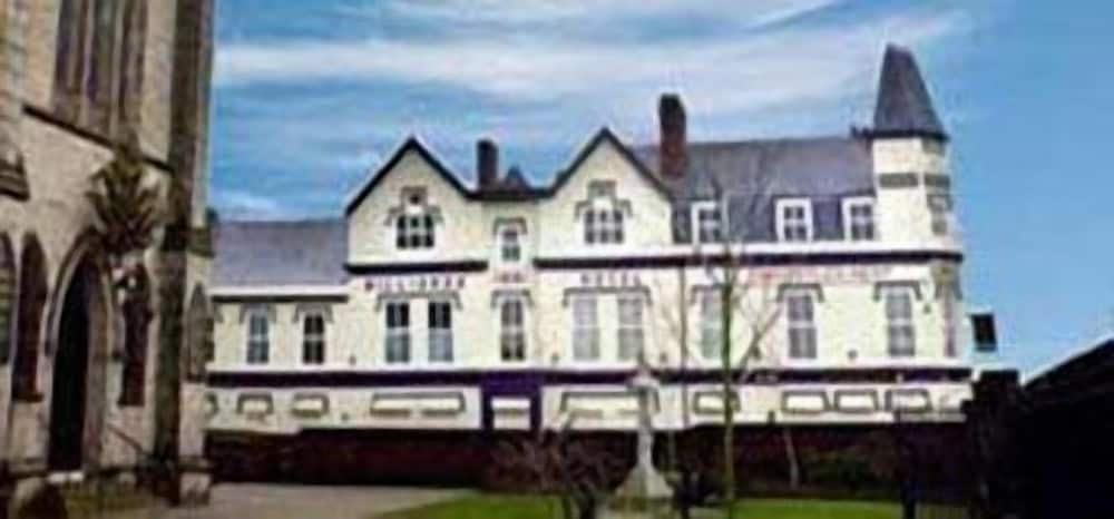 

Venezia - Liverpool - Throstles Nest Hotel