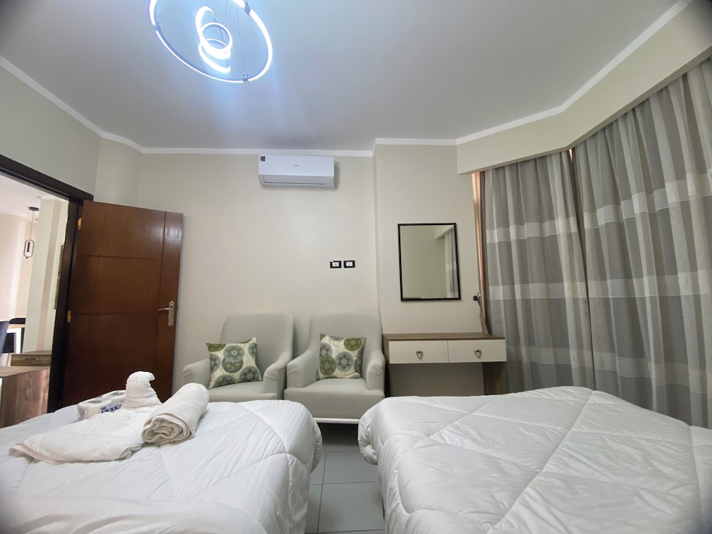 

Verona - Hurghada - Downtown Keys