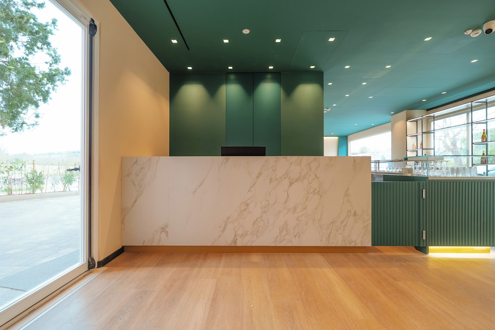 

Milano - Sirolo - Aspio Hotel