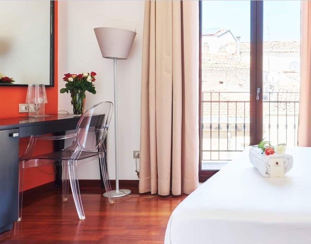 

Milano - Milazzo - La Chicca Palace Hotel