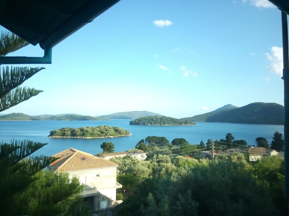 

Napoli - Lefkas - Bella Vista
