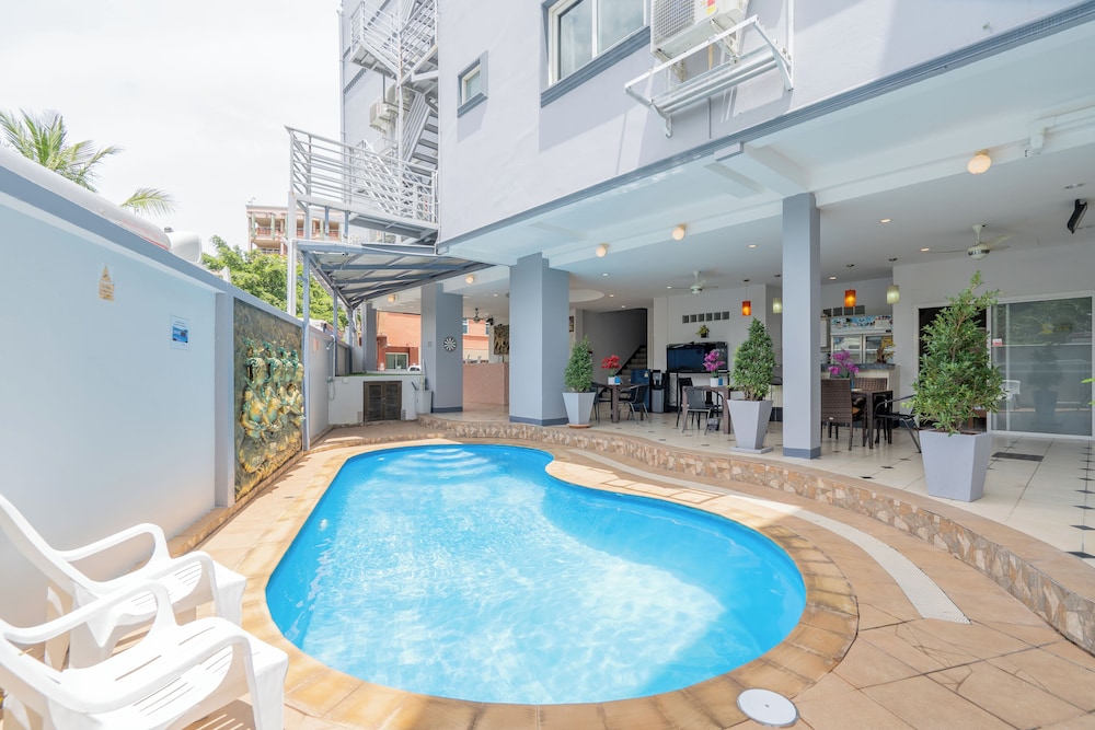 

Venezia - Patong Beach - Square One Hotel Patong