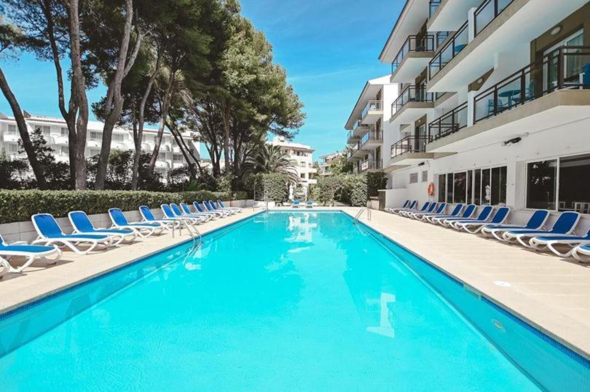 

Napoli - Cala Ratjada - Guya Wave Hotel