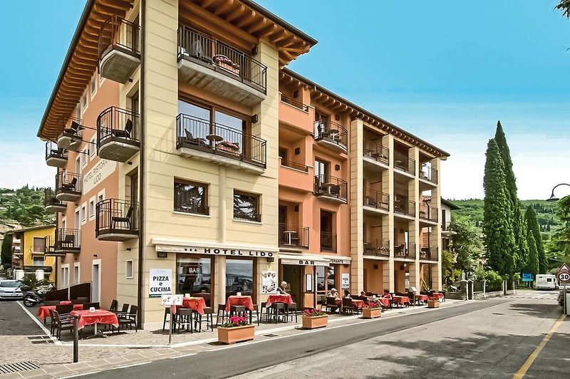 

Napoli - Bardolino - Hotel Lido