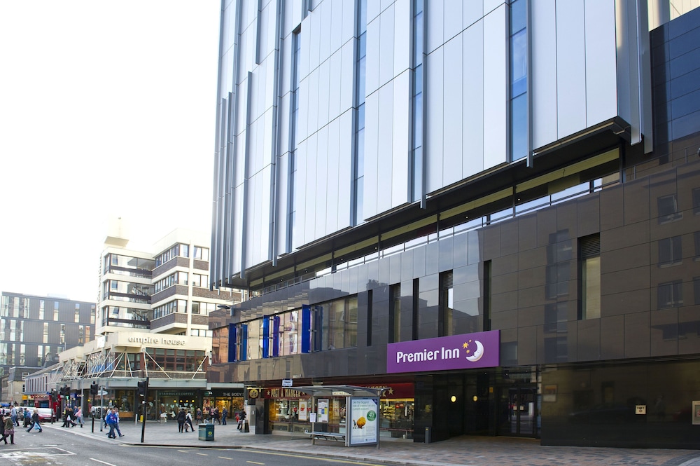 

Bologna - Glasgow - Premier Inn Glasgow Cc Buchanan Galleries