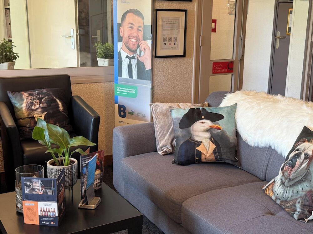 Larnod - Brit Hotel Besancon l'Horloge