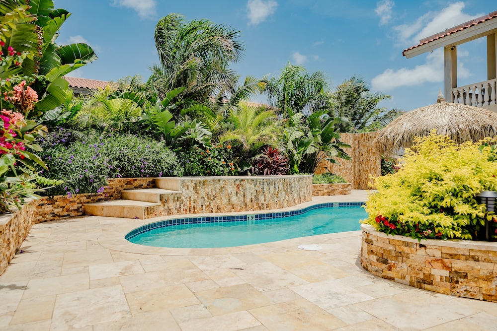 

Milano - Palm Beach - Charming 1-bedroom Apartment 2 km From Eagle Beach