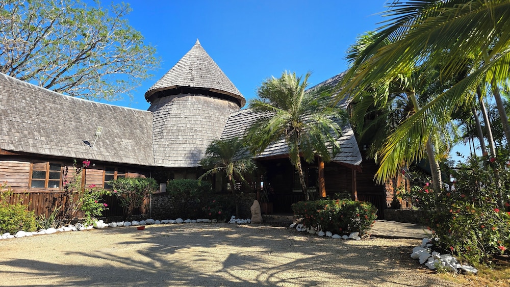 

Milano - Tamarindo - El-Sabanero Eco Lodge