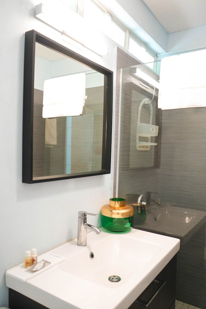 

Milano - Bridgetown - Palm Garden Hotel Barbados