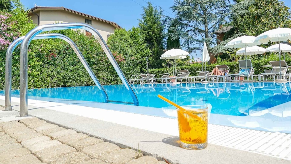 

Napoli - Sirmione - Hotel Dogana