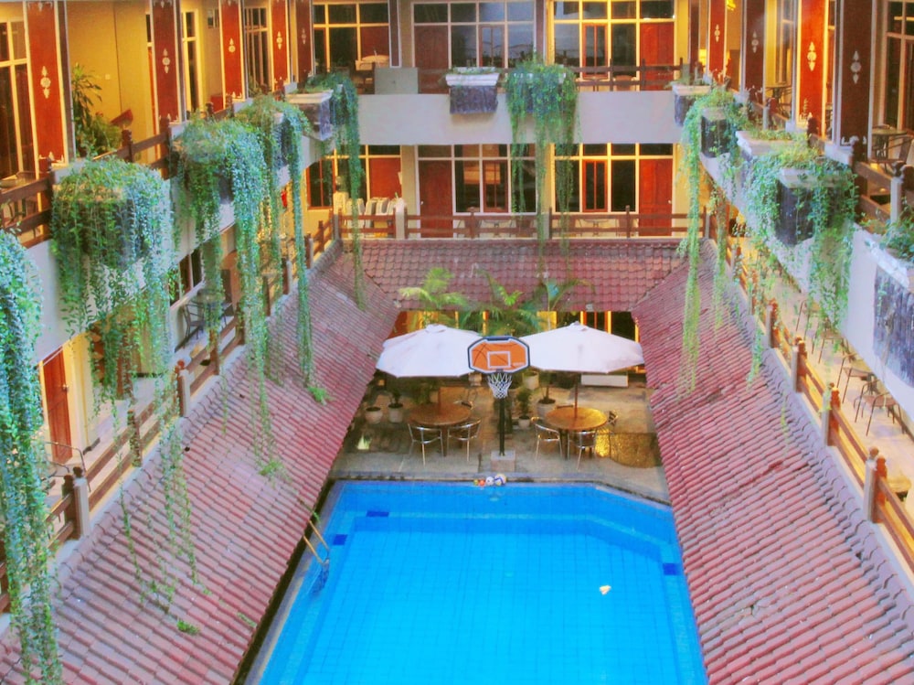 

Bologna - Kuta - Bali - Hotel Karthi Kuta