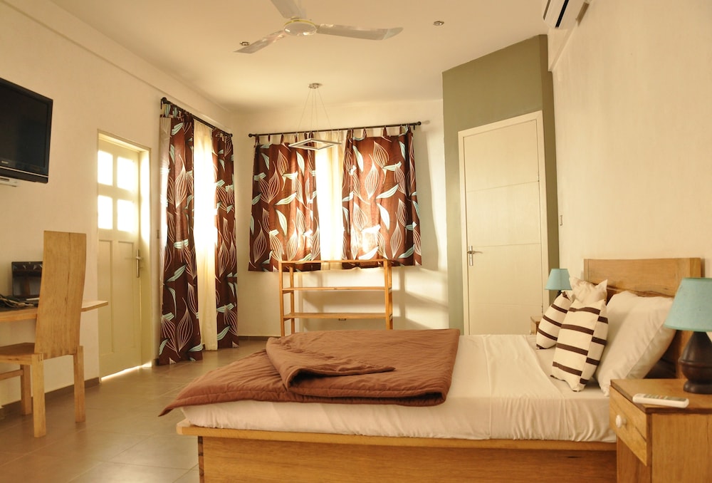 

Milano - Dakar, Senegal - Casa Mara Dakar