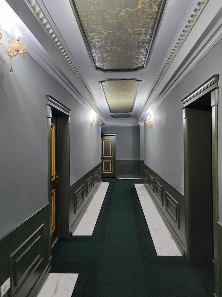 

Verona - Tirana - Hotel Lotus