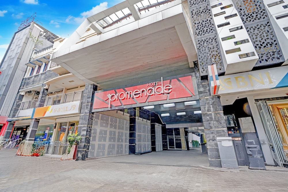 

Milano - Bandung - Dancenter Promenade Near Cihampelas Walk