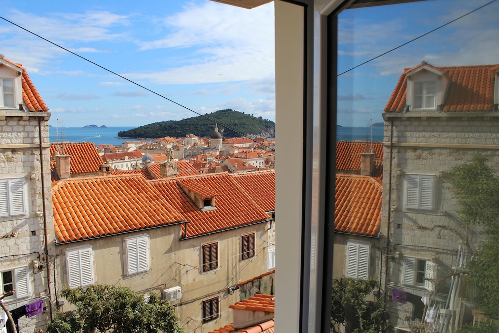 

Roma - Costa di Dubrovnik, Croazia - Hostel Angelina Old Town