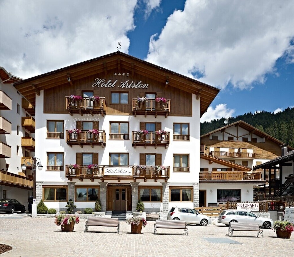 

Roma - Madonna di Campiglio - Hotel Ariston ***S