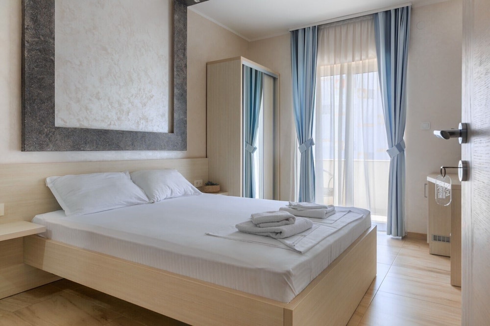 

Roma - Herceg Novi - Hotel Maksim