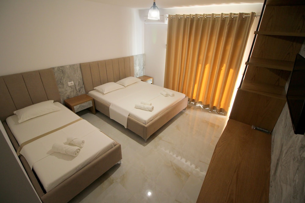 

Milano - Ksamil - Hotel Four Islands