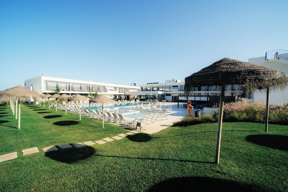 

Milano - Porto Covo - Porto Covo Praia Hotel & SPA