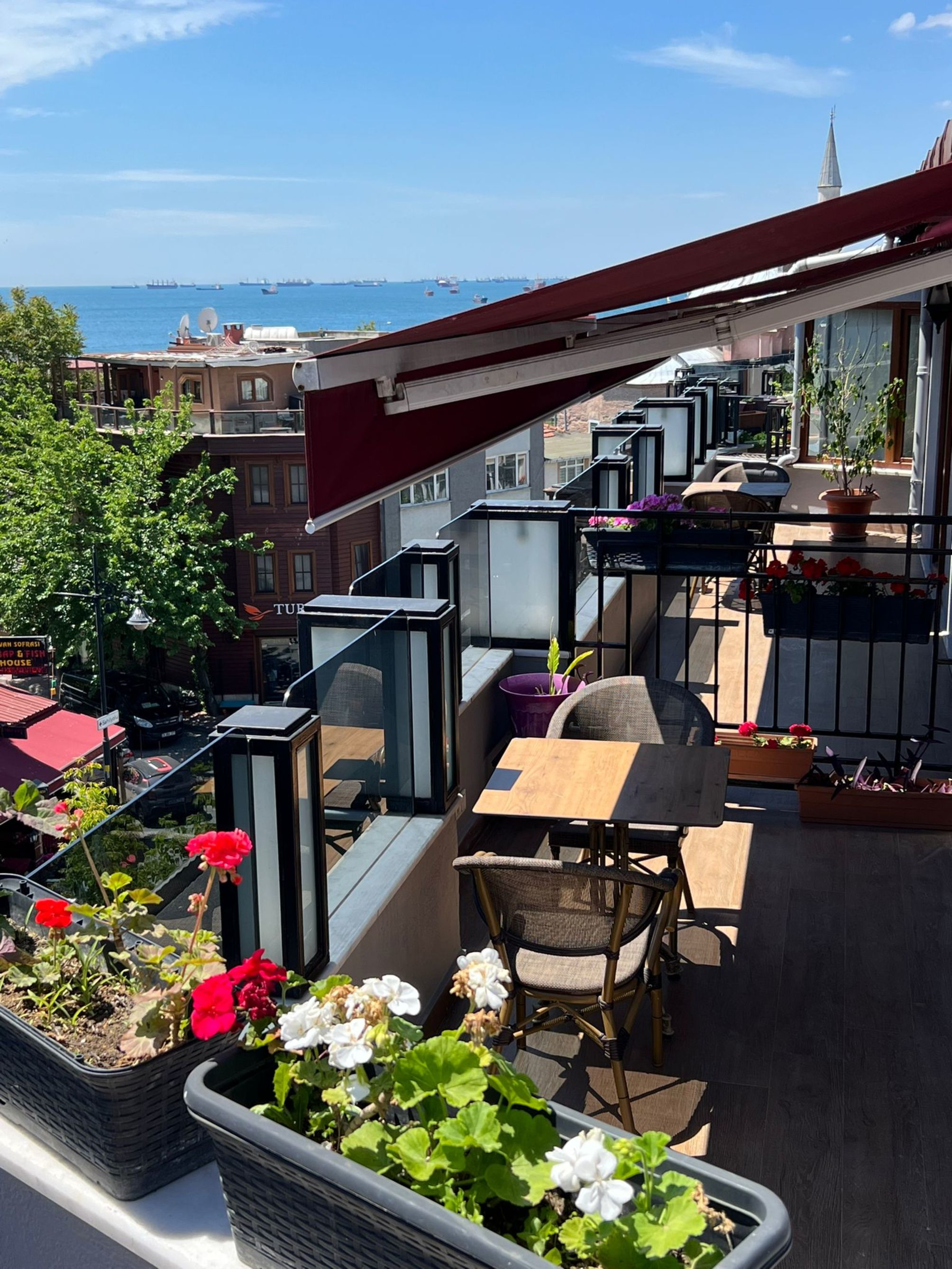 Premier room with sea view and balcony