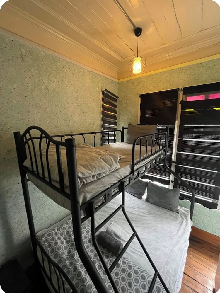 Alghero - Istanbul - Taksim Cinar Suit