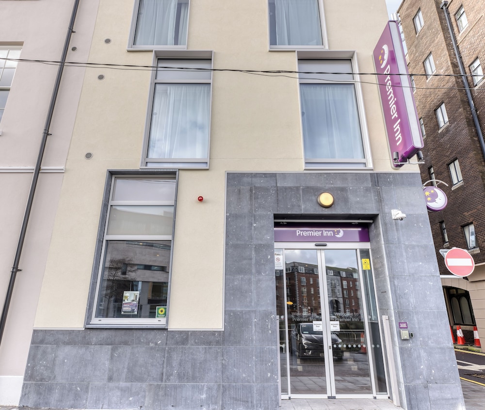 

Milano - Cork - Premier Inn Cork City Centre