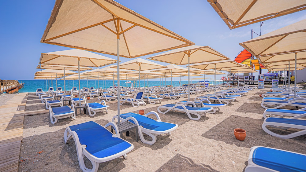 

Firenze - Regione di Antalya, Turchia - RİOS BEACH HOTEL