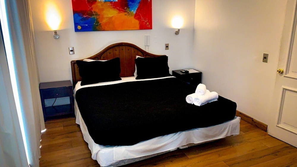 

Milano - Santiago - Tremo Patio Bellavista