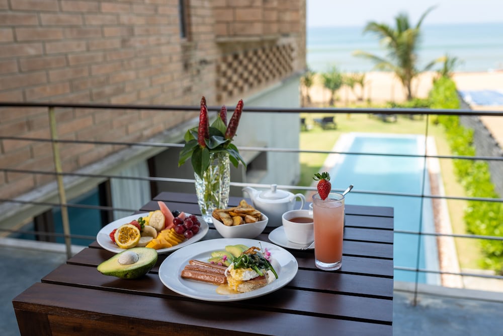 

Milano - Wadduwa - Inidi Leisure Luxury Villas