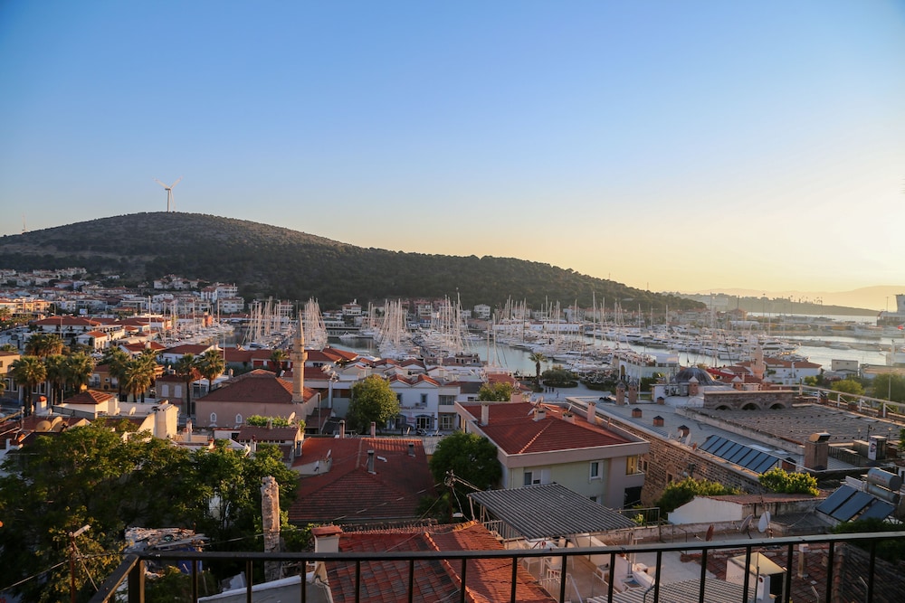 

Milano - Çeşme - Villa Veria