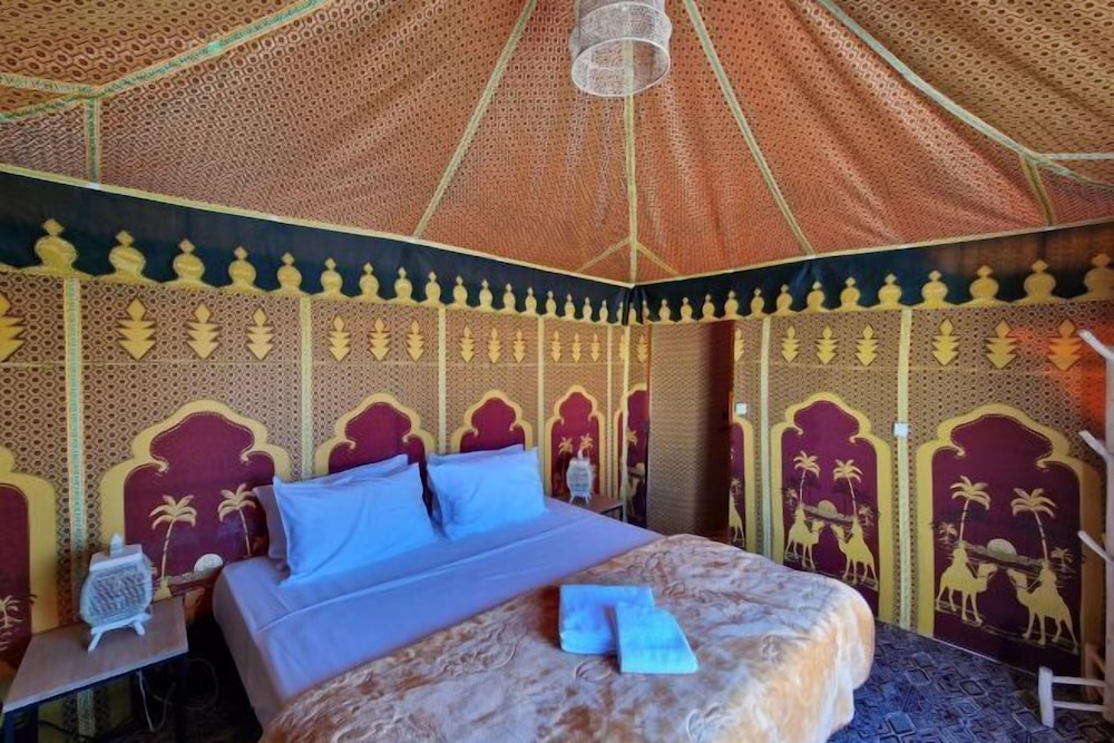 

Milano - Oumnass - Nkhila Lodge