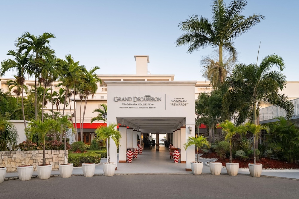 

Bologna - Montego Bay - Grand Decameron Montego Beach, A Trademark All-Inclusive Resort
