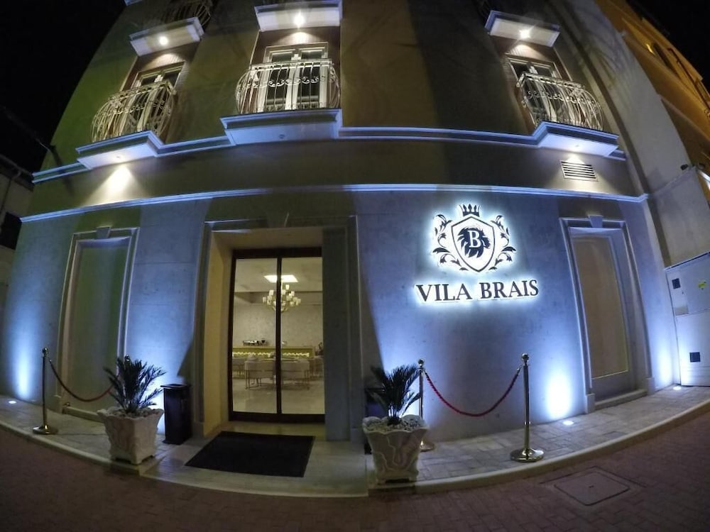 

Genova - Durrës - Hotel Brais