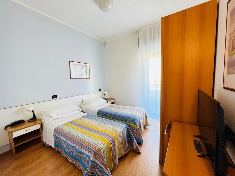 

Torino - Riviera Romagnola, Mare Italia - Hotel Betty Personal Style and Beach Village