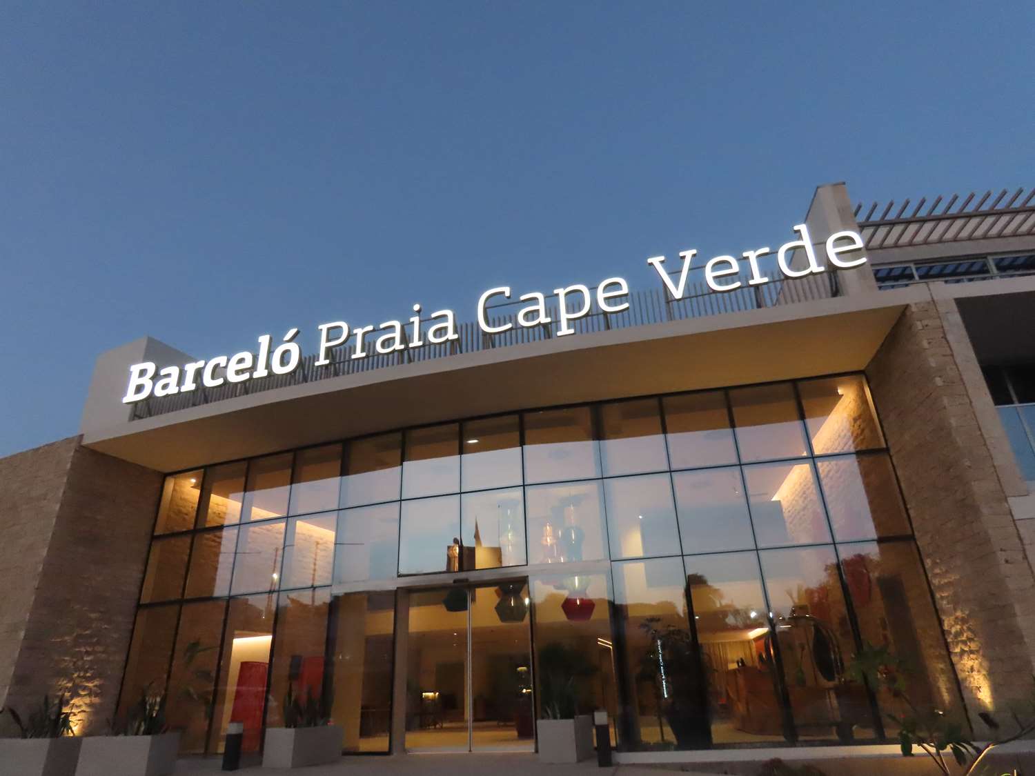 

Milano - Praia, Isola di Santiago - Barceló Praia Cape Verde