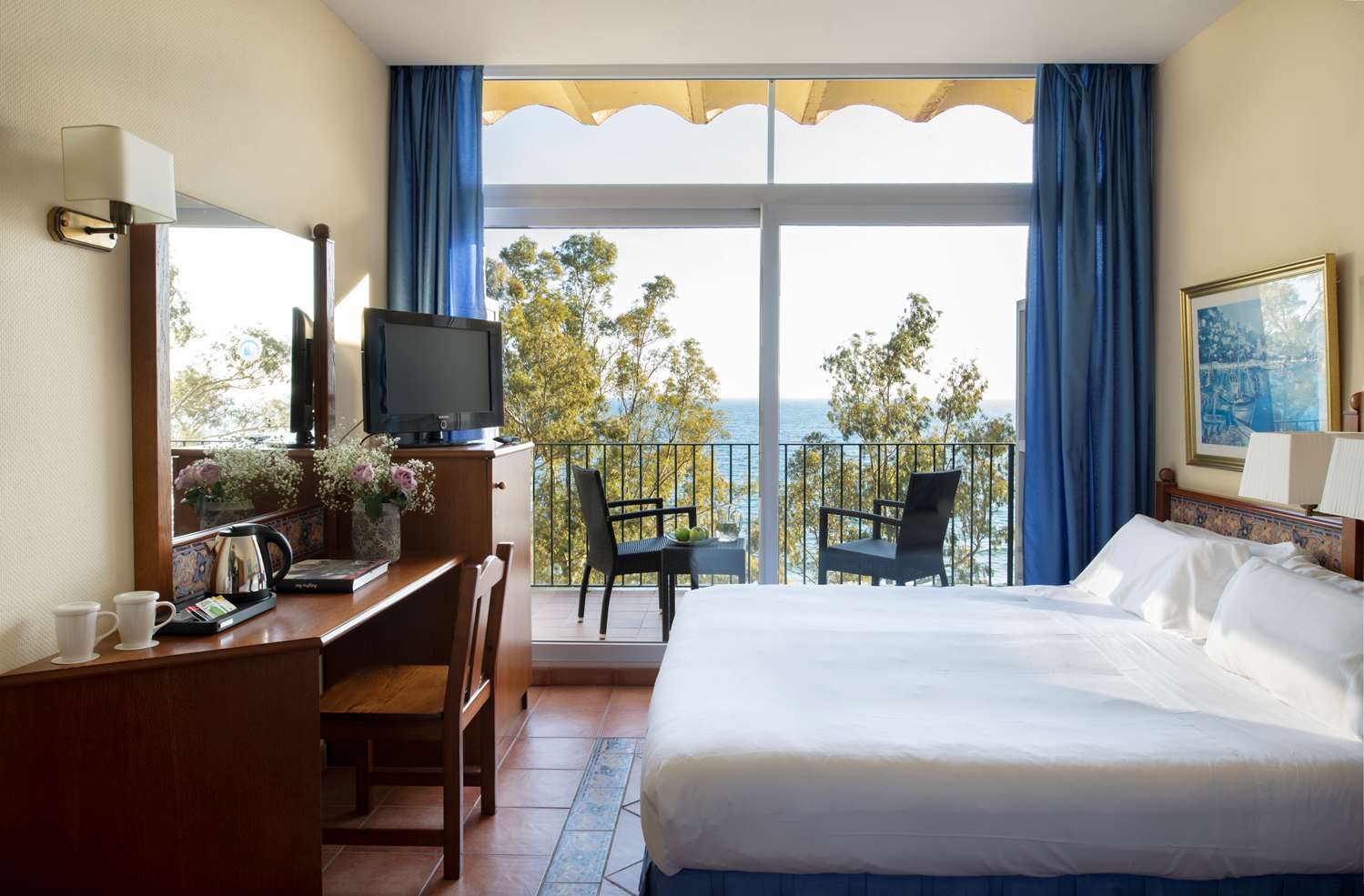Double with extra bed sea front view