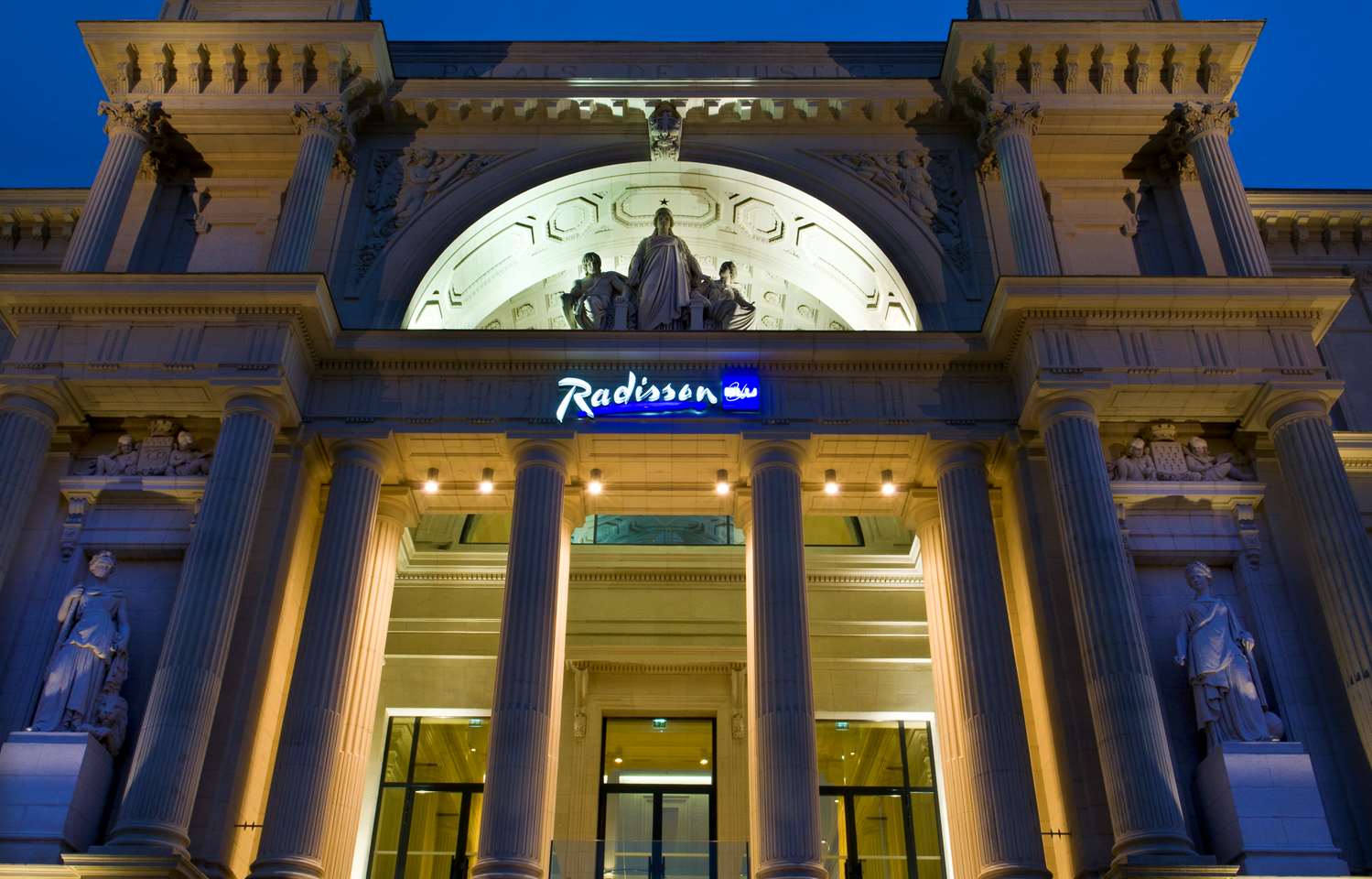 

Milano - Nantes - Radisson BLU Hotel Nantes
