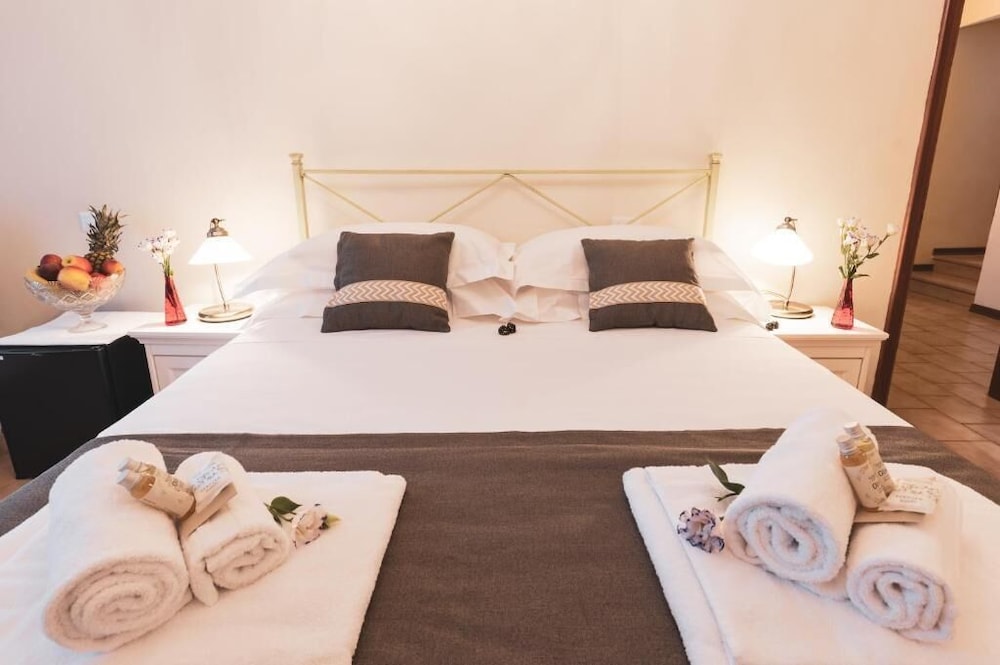 

Milano - Montalcino - Albergo Giardino
