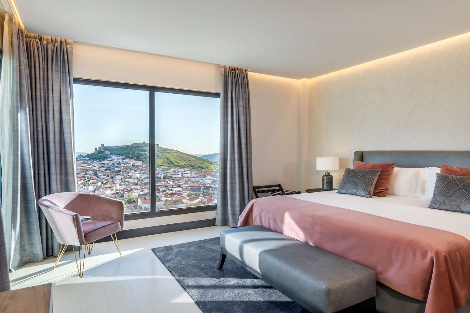 Suite, junior, con vistas, bañera hidromasaje, terraza