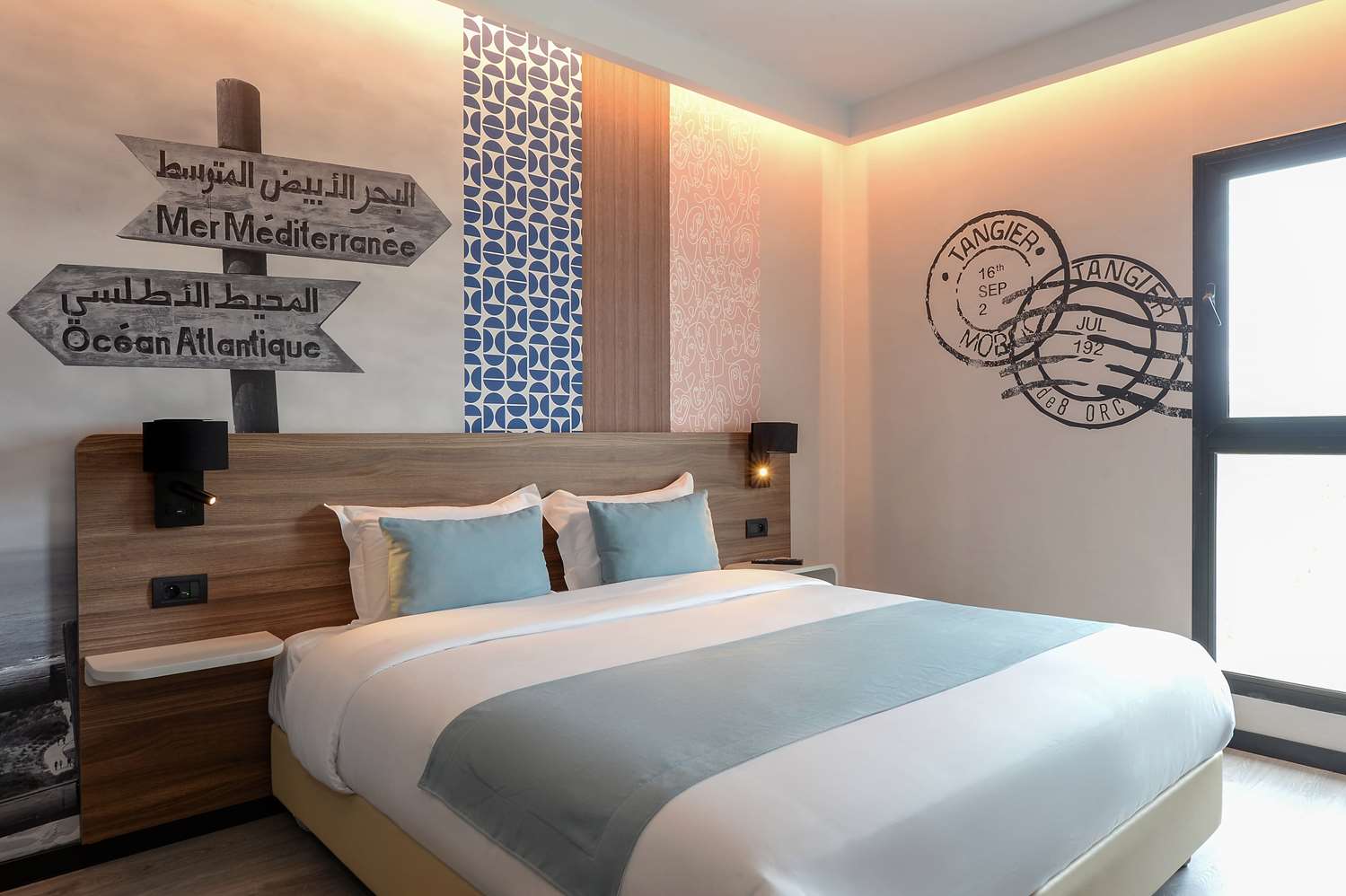 Superior room with pool view