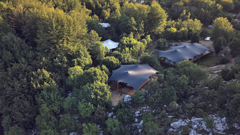 

Bari - Cetinje - Ashuma retreat center
