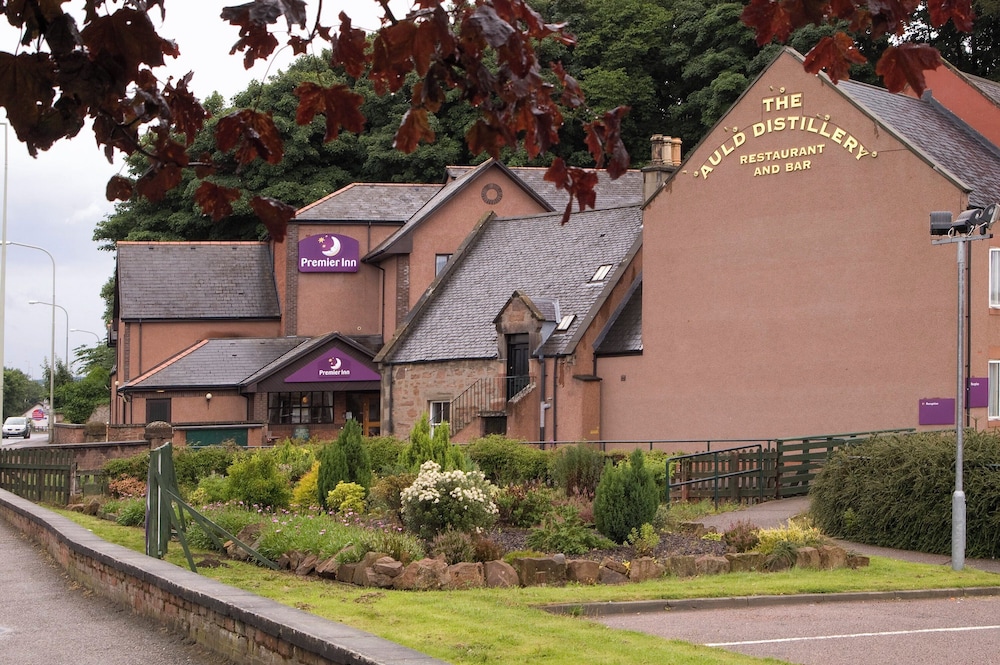 

Napoli - Inverness - Premier Inn Inverness Millburn Rd