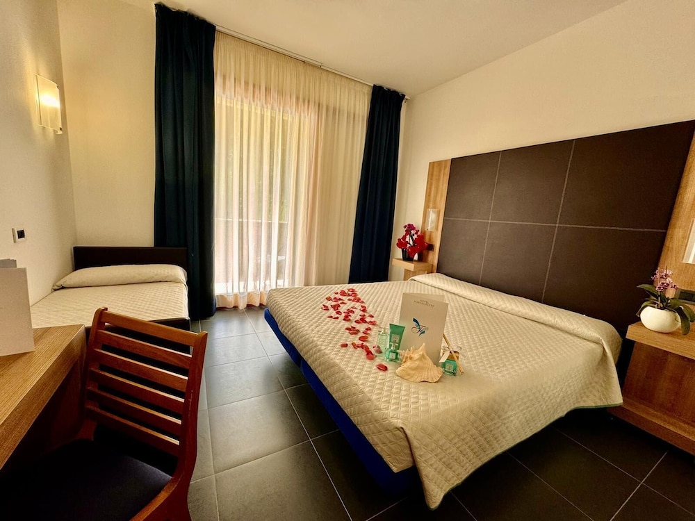 

Bologna - Isola d'Elba, Toscana - Hotel Fontalleccio