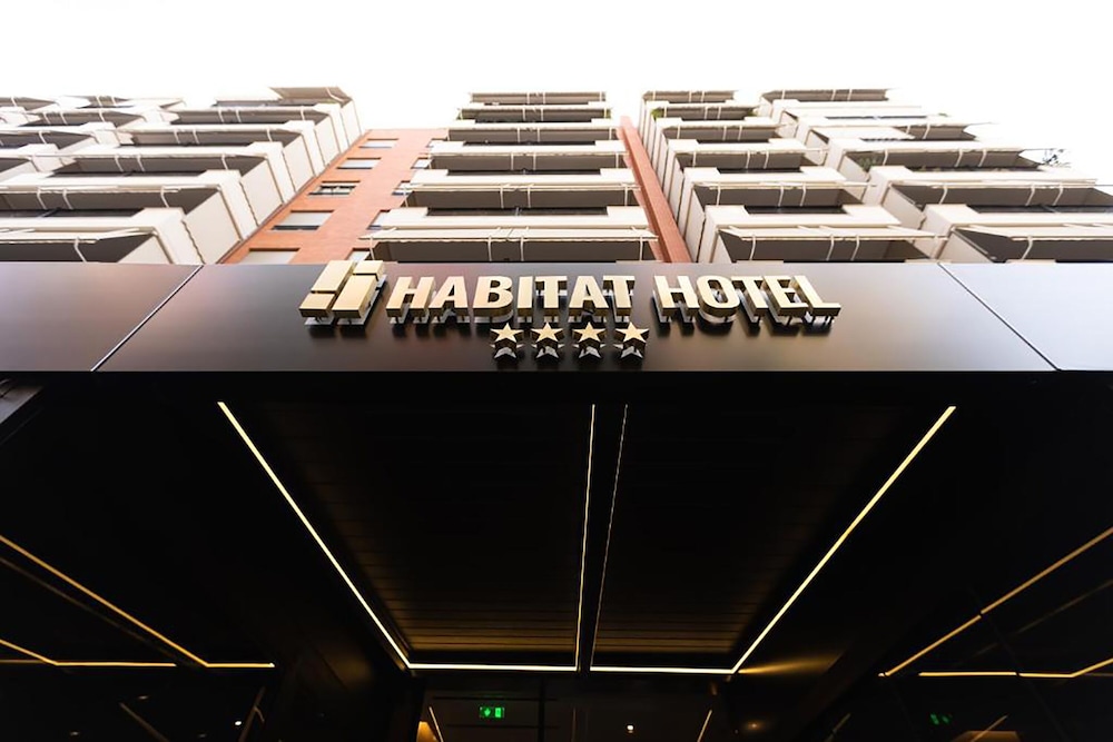 

Pisa - Tirana - Habitat Hotel Tirana
