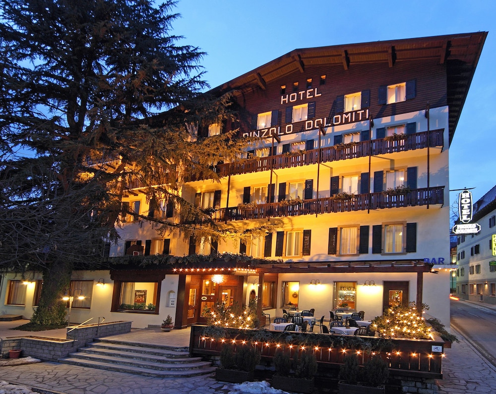 

Milano - Madonna di Campiglio - Hotel Pinzolo-Dolomiti