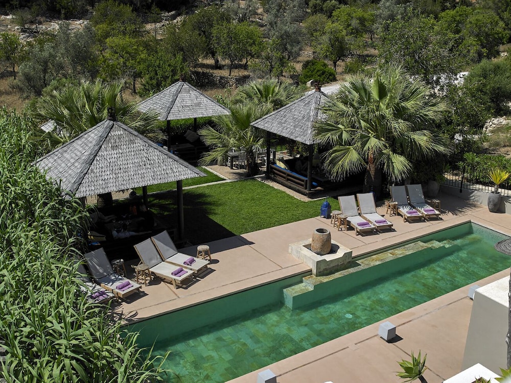 

Brindisi - Portinatx - The Giri Residence