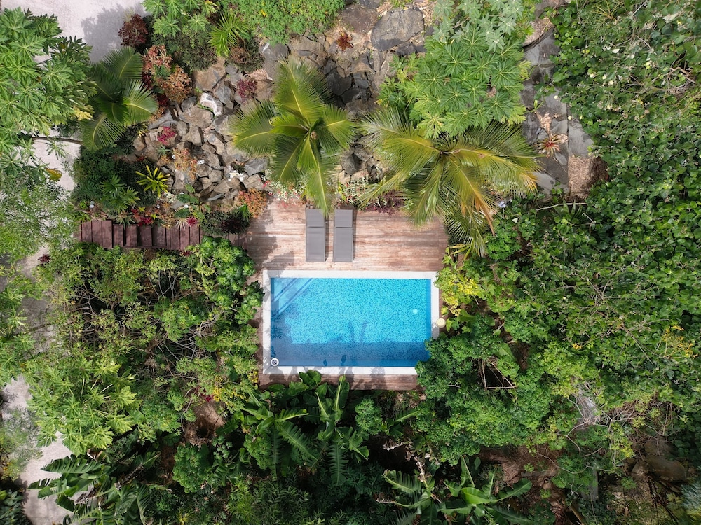 

Milano - Rarotonga - Rainbow Villas