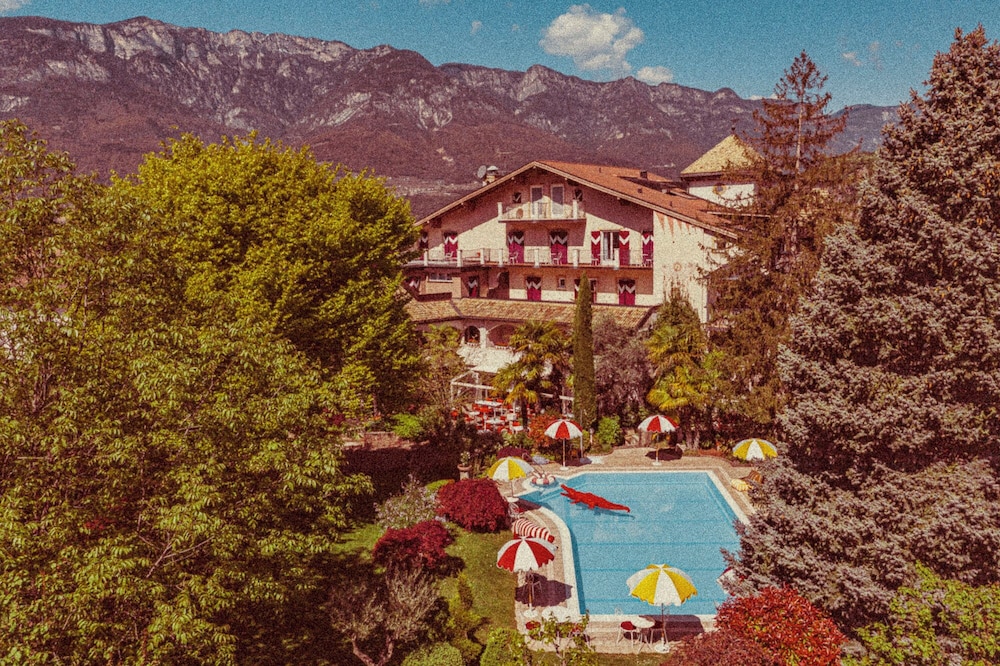 

Milano - Caldaro sulla Strada del Vino - Amadeus Ora & Amore