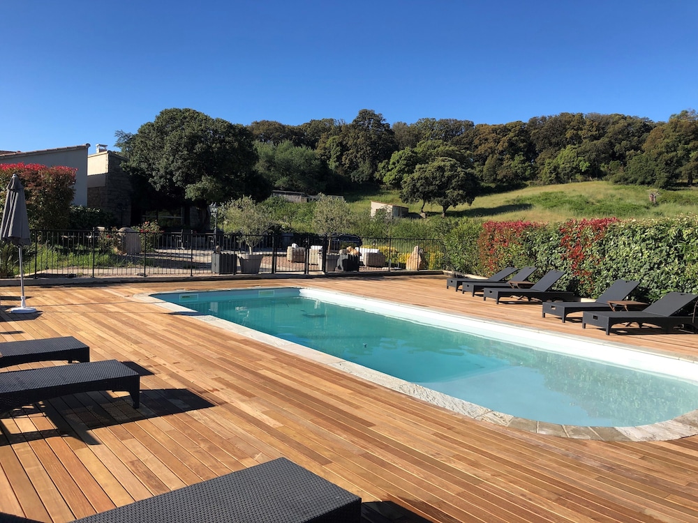 

Milano - Ajaccio - Hotel & Restaurant Les Bergeries d'Alata