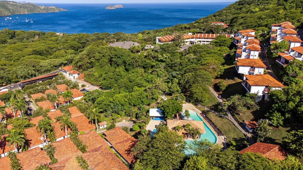 

Roma - Panamá - Villas Sol Beach Resort